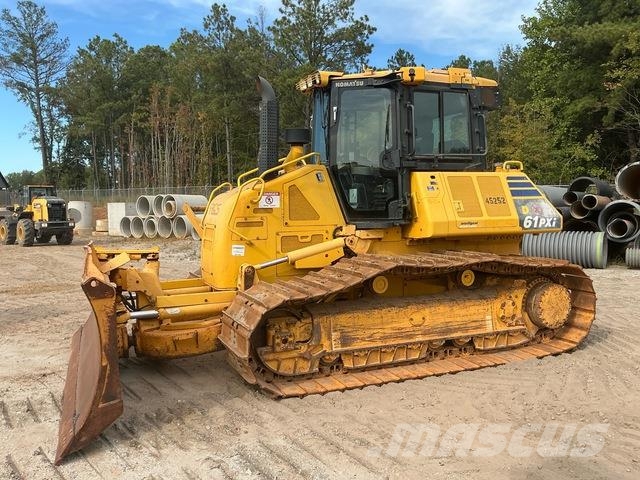Komatsu D61PXi-24 Гусеничные бульдозеры