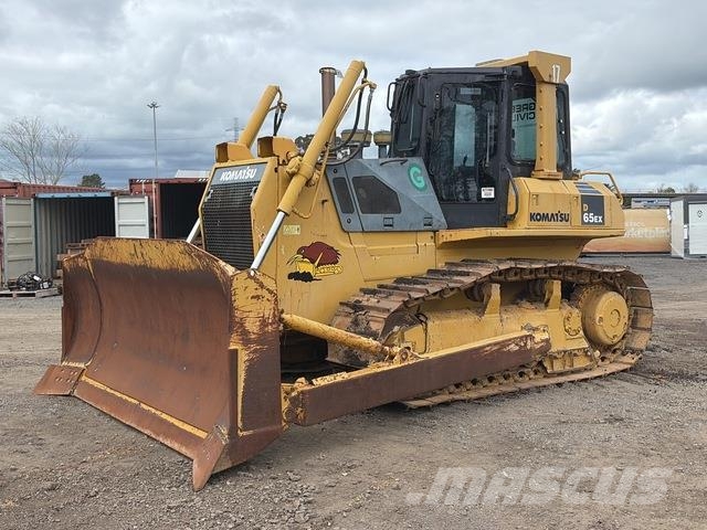 Komatsu D65EX-15 Bouteurs sur chenilles
