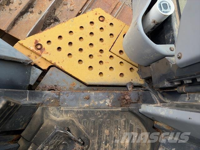 Komatsu D65EX-15 Spycharki gąsienicowe