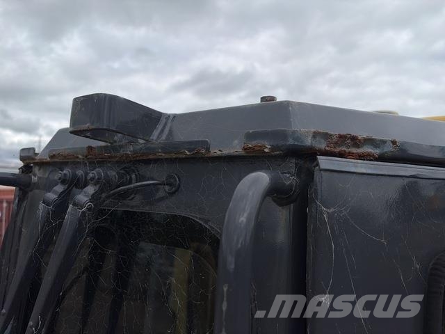 Komatsu D65EX-15 Spycharki gąsienicowe