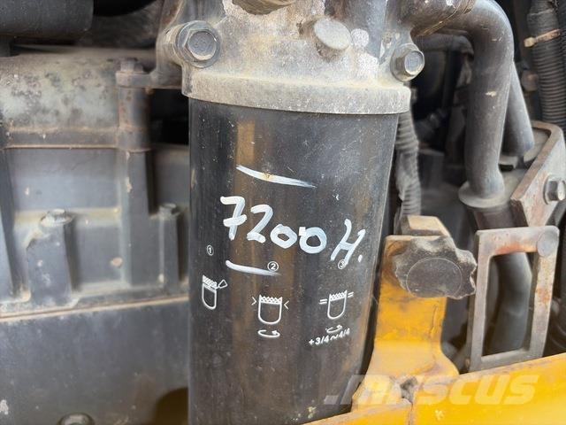 Komatsu D65EX-15 Spycharki gąsienicowe
