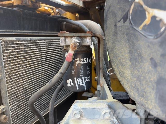 Komatsu D65EX-15 Spycharki gąsienicowe