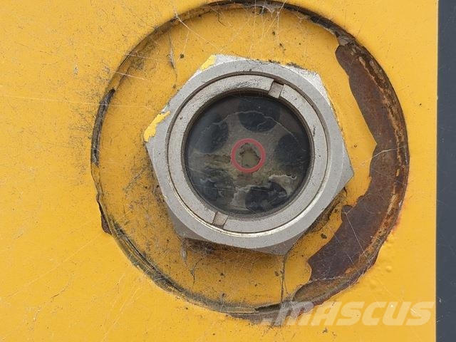 Komatsu D65EX-15 Spycharki gąsienicowe