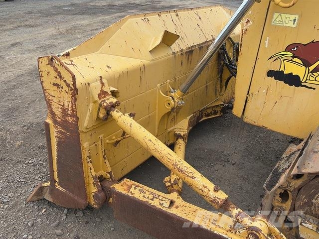 Komatsu D65EX-15 Spycharki gąsienicowe