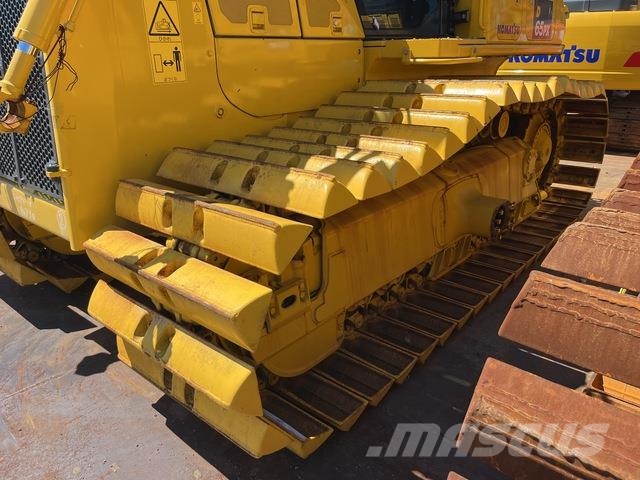 Komatsu D65PX-18 크롤러 도저