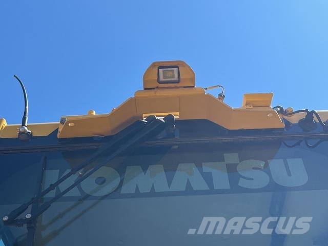 Komatsu D65PX-18 크롤러 도저