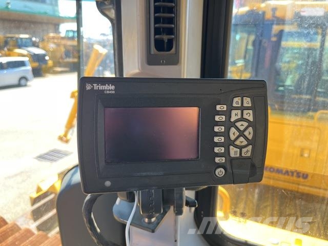 Komatsu D65PX-18 크롤러 도저