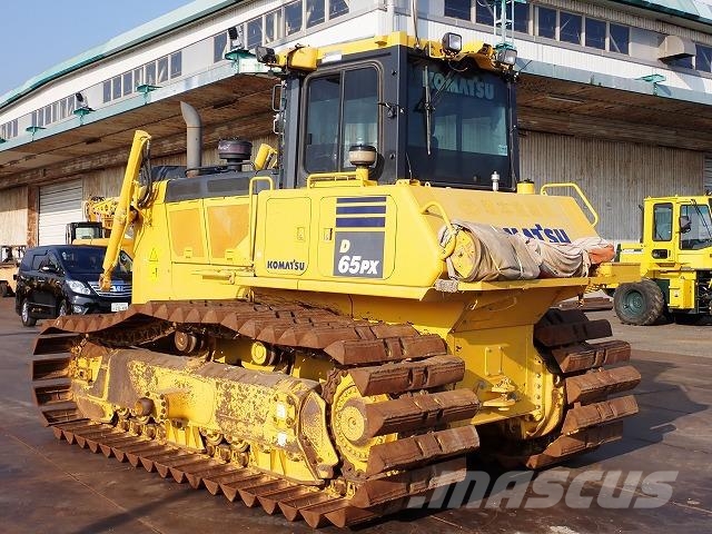 Komatsu D65PX-18 크롤러 도저