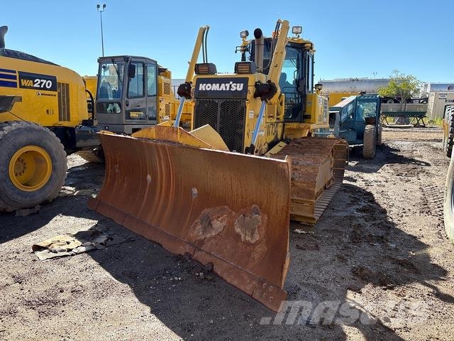 Komatsu D65PXI18 Гусеничные бульдозеры