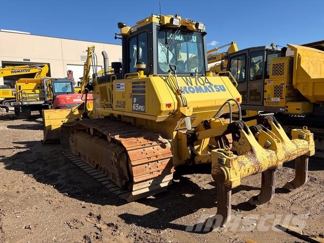 Komatsu D65PXI18 Гусеничные бульдозеры