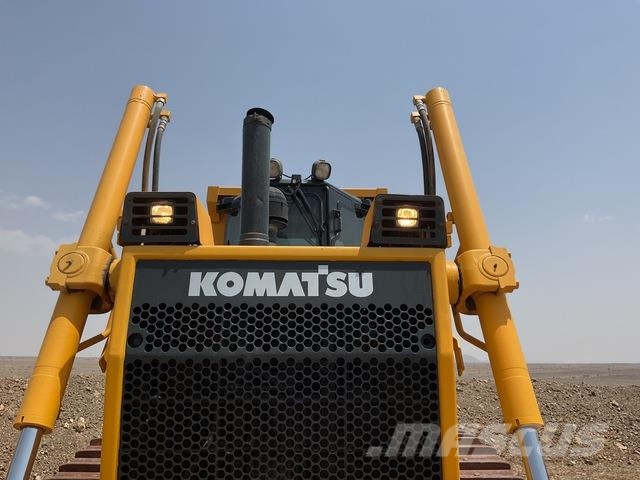 Komatsu D85EX-15 履帶推土機
