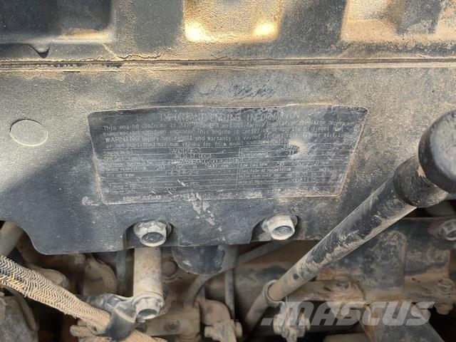 Komatsu D85EX-15 履帶推土機
