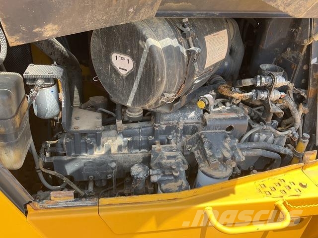 Komatsu D85EX-15 履帶推土機