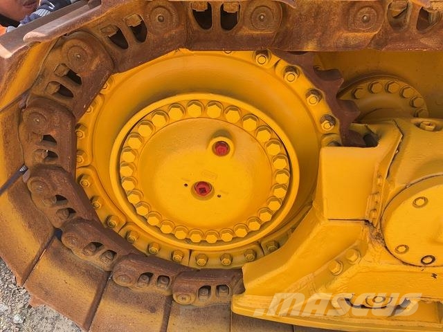 Komatsu D85EX-15 履帶推土機