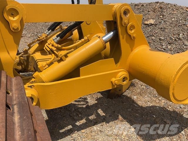 Komatsu D85EX-15 履帶推土機