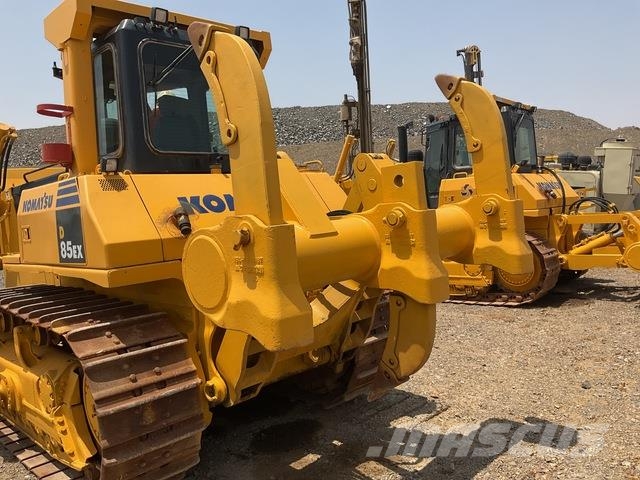 Komatsu D85EX-15 履帶推土機
