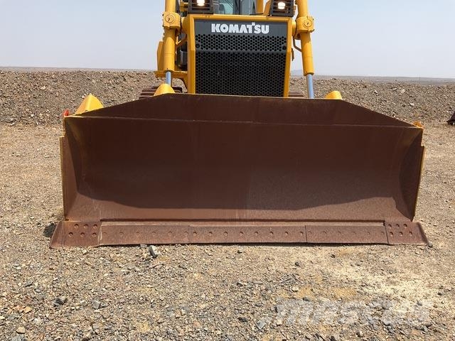 Komatsu D85EX-15 履帶推土機
