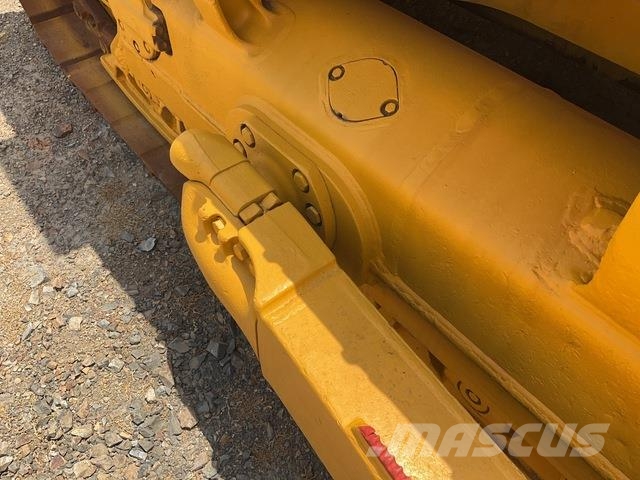 Komatsu D85EX-15 履帶推土機