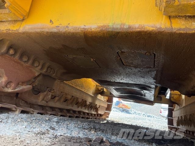 Komatsu D85EX-15 履帶推土機