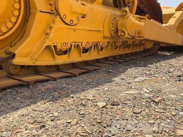Komatsu D85EX-15 履帶推土機