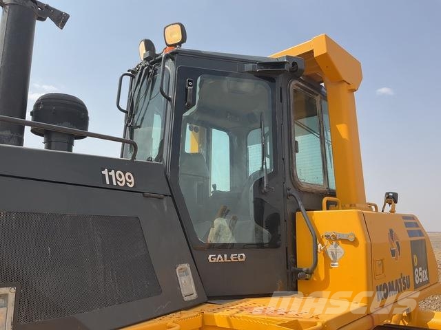 Komatsu D85EX-15 Vikšriniai buldozeriai