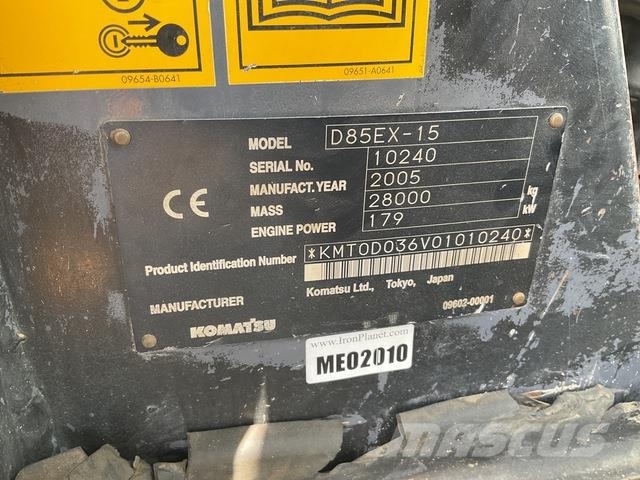 Komatsu D85EX-15 Vikšriniai buldozeriai
