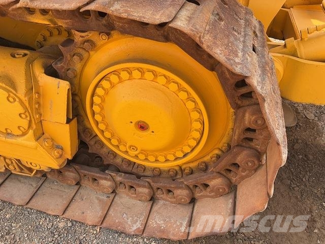 Komatsu D85EX-15 Vikšriniai buldozeriai
