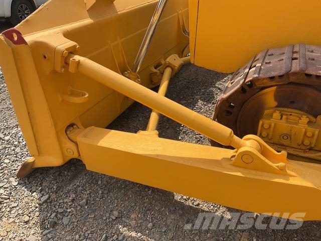Komatsu D85EX-15 Vikšriniai buldozeriai