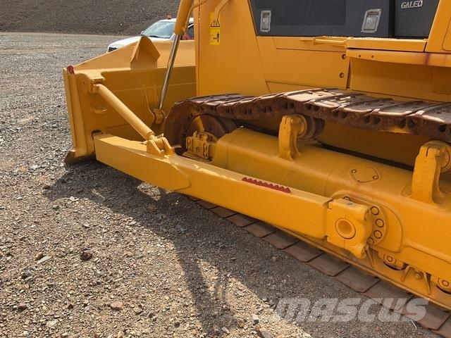 Komatsu D85EX-15 Vikšriniai buldozeriai
