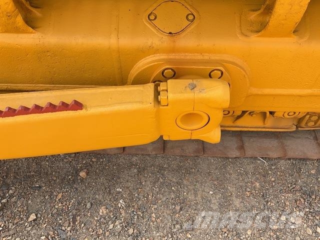 Komatsu D85EX-15 Vikšriniai buldozeriai