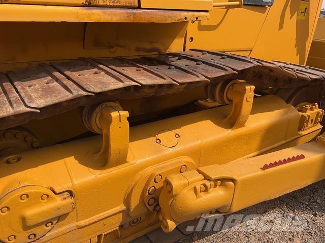 Komatsu D85EX-15 Vikšriniai buldozeriai