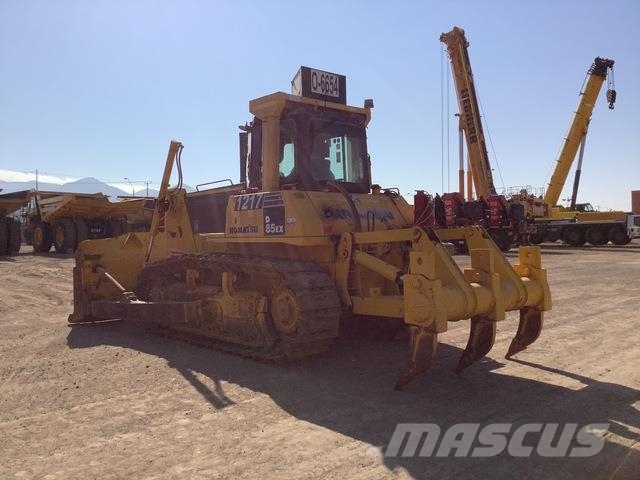 Komatsu D85EX-15E0 Bulldozer