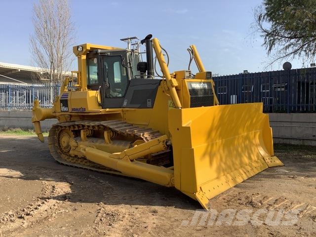 Komatsu D85EX-15E0 Bulldozer