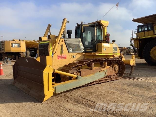 Komatsu D85EX-15E0 Bulldozer