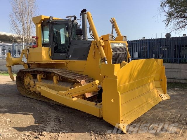 Komatsu D85EX-15EO Bulldozer