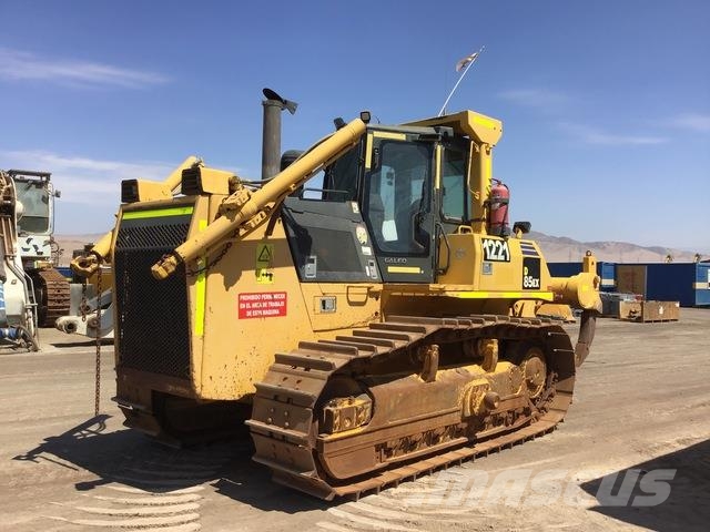 Komatsu D85EX-15EO Vikšriniai buldozeriai