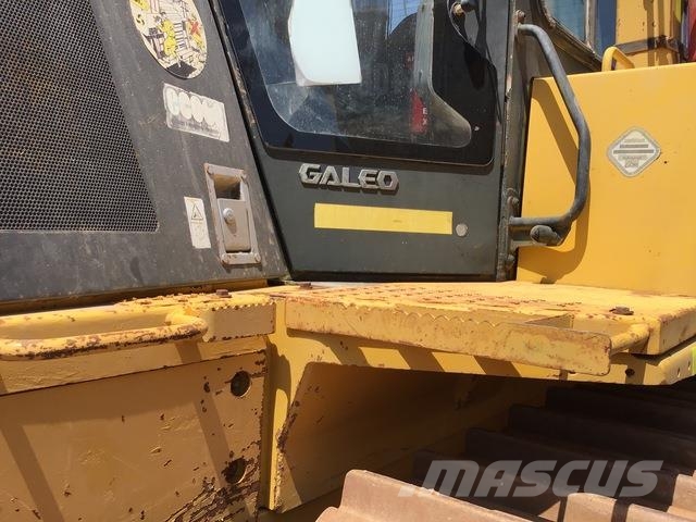 Komatsu D85EX-15EO Vikšriniai buldozeriai