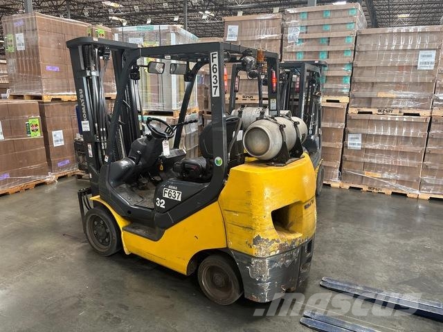 Komatsu FG32SHT-16 其他叉车