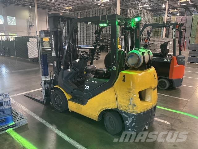 Komatsu FG32SHT-16 Autres Chariots élévateurs