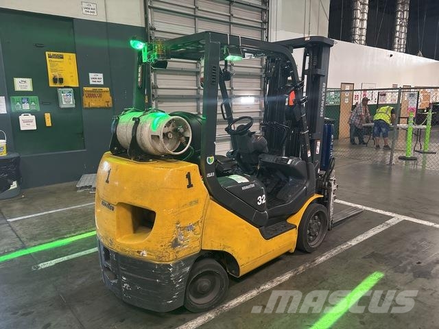 Komatsu FG32SHT-16 Autres Chariots élévateurs