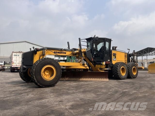 Komatsu GD705-5 Tiehöylät