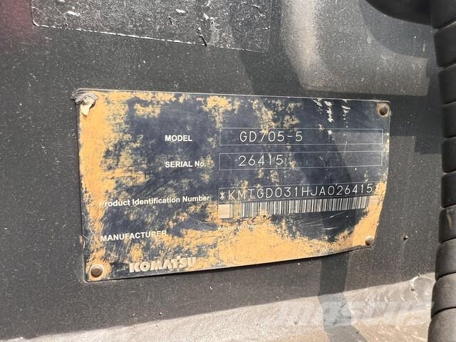 Komatsu GD705-5 Tiehöylät