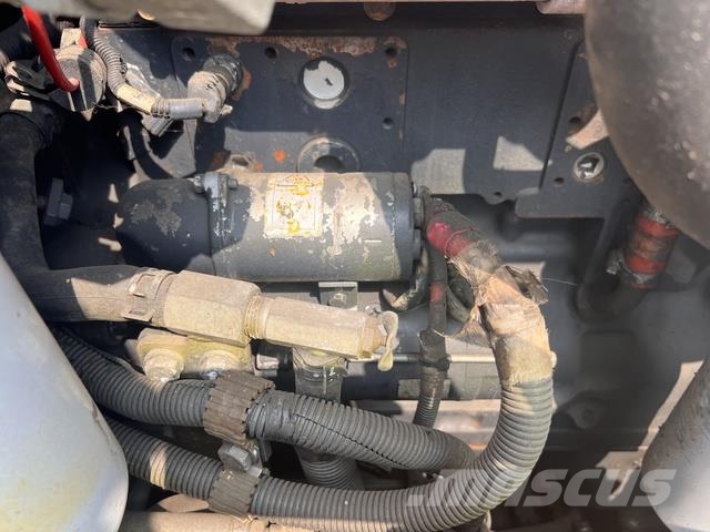 Komatsu GD705-5 Grejdery