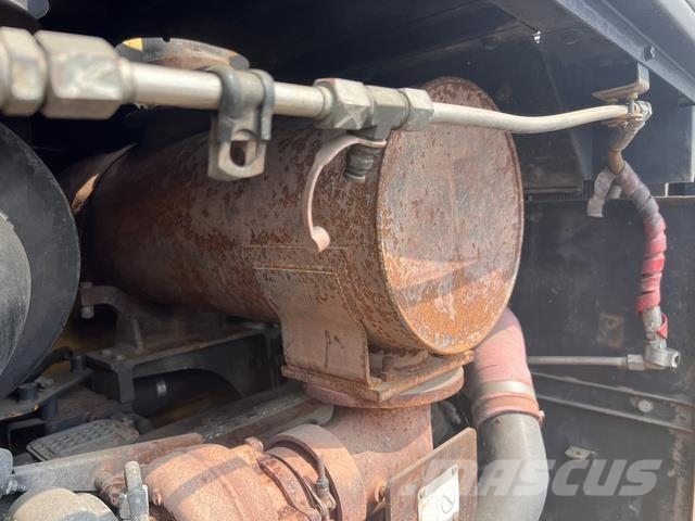 Komatsu GD705-5 Grejdery