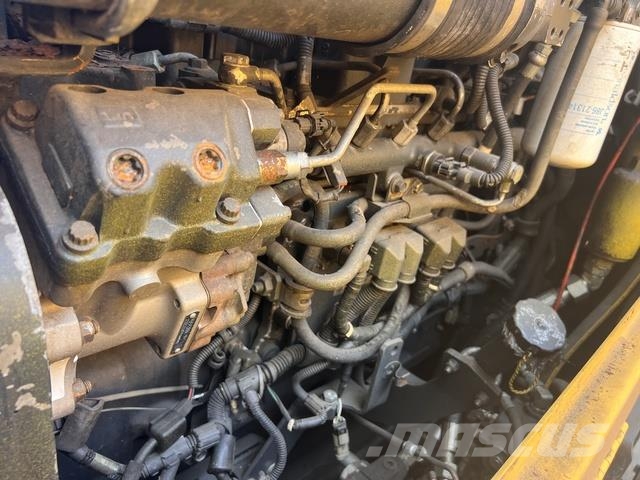 Komatsu GD705-5 Grejdery