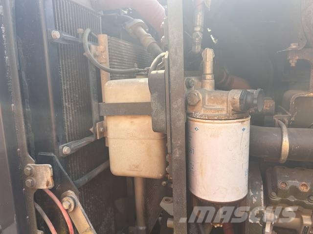 Komatsu GD705-5 Grejdery