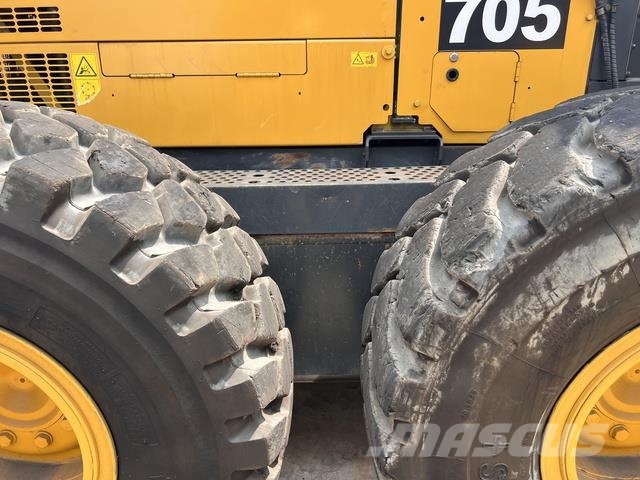 Komatsu GD705-5 Grejdery