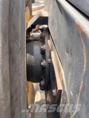 Komatsu GD705-5 Grejdery