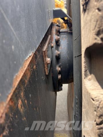 Komatsu GD705-5 Grejdery