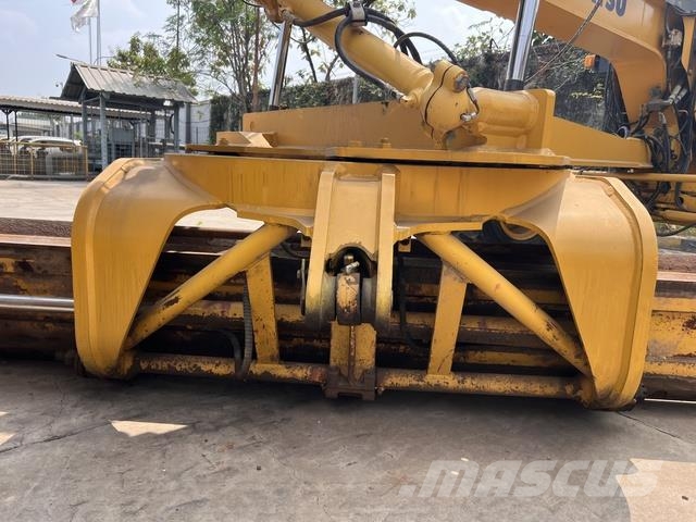 Komatsu GD705-5 Grejdery